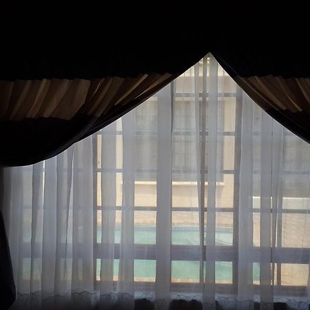Tintech Bed & Breakfast Francistown Exteriör bild