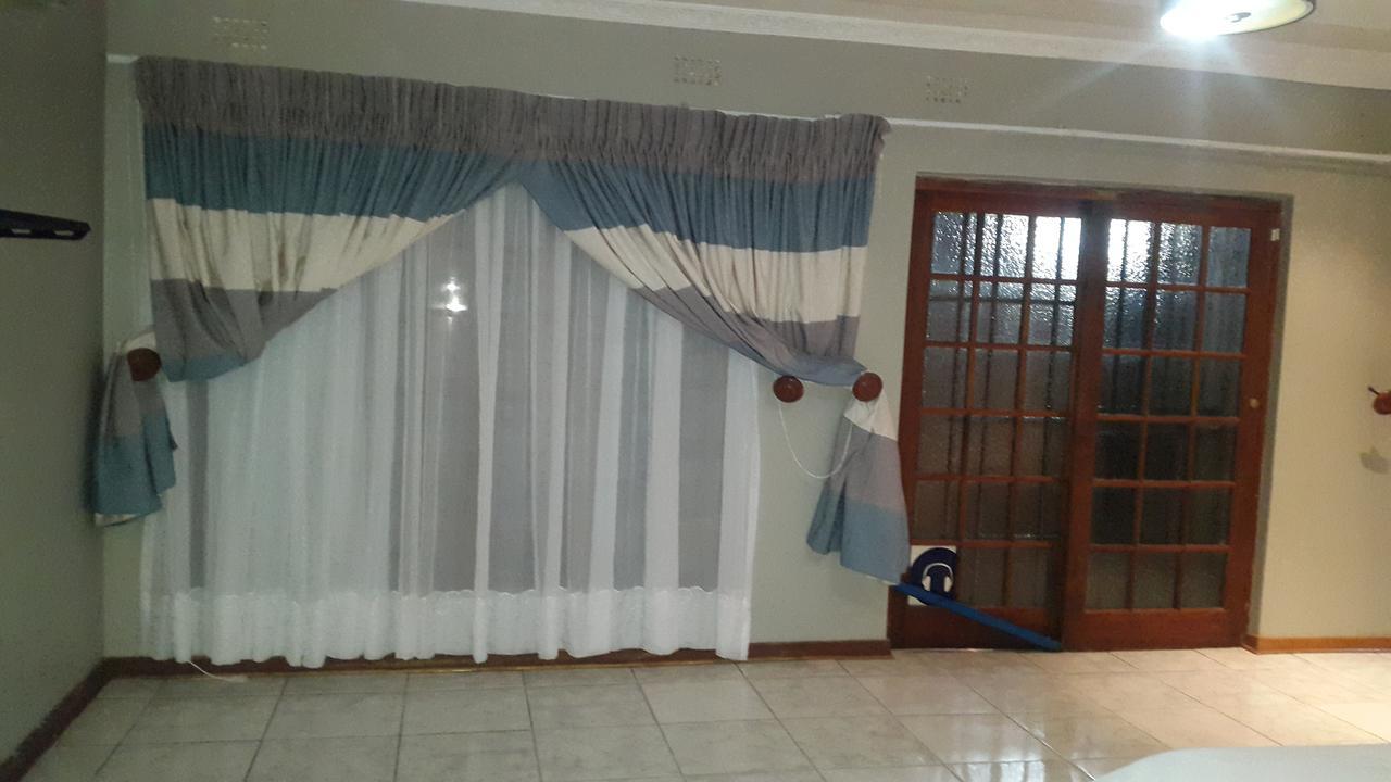 Tintech Bed & Breakfast Francistown Exteriör bild