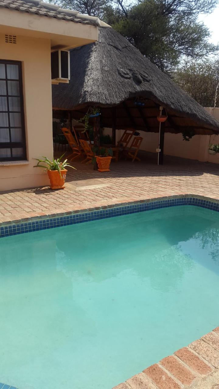 Tintech Bed & Breakfast Hotell Francistown Exteriör bild